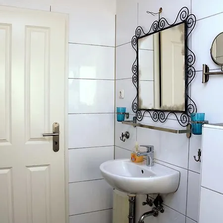 A 104 Apartment *