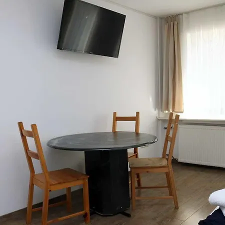 A 104 Essen